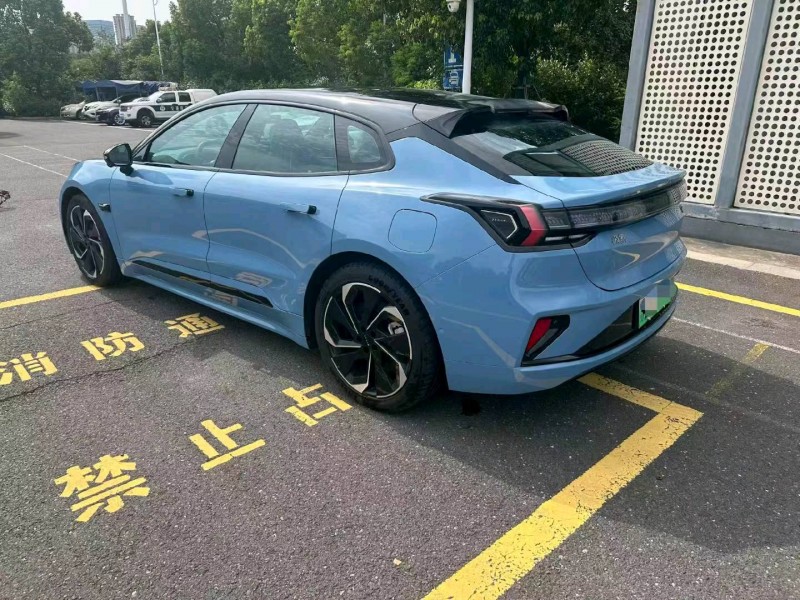 连云港24年极氪汽车0013