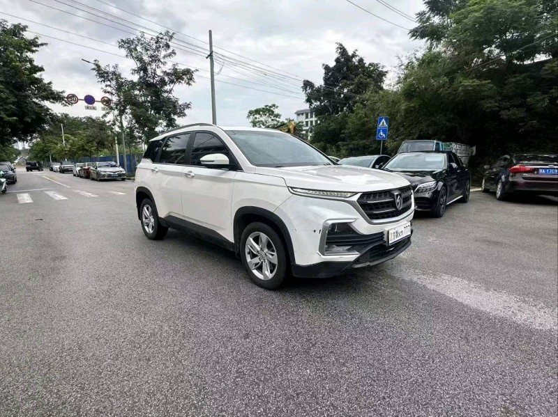 南宁19年宝骏5302