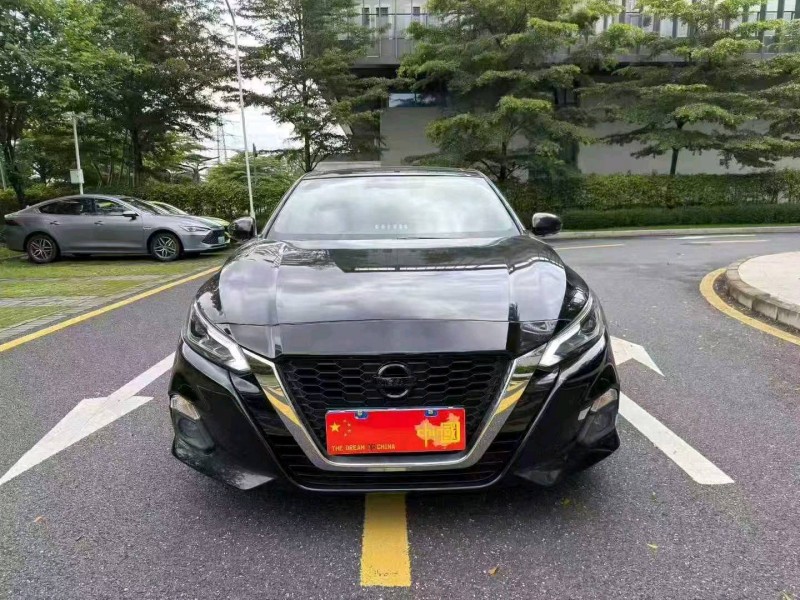 广州21年日产天籁1