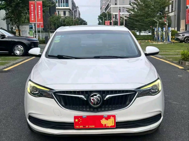 广州18年别克英朗1