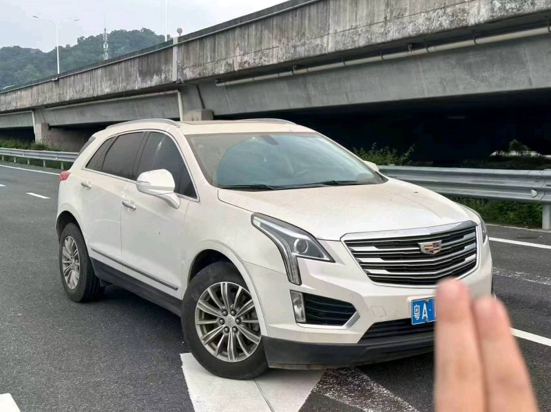广州17年凯迪拉克XT51