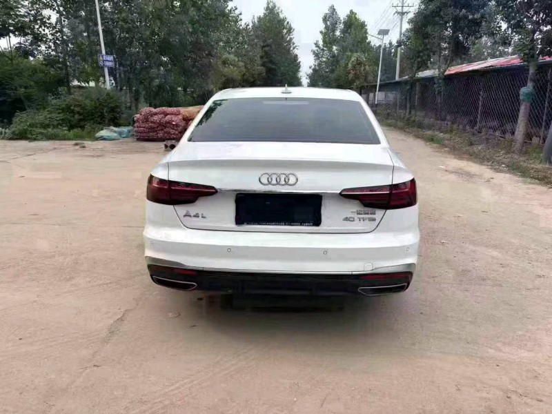 徐州23年奥迪A4L8