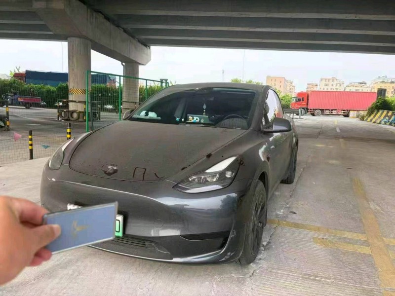 广州24年特斯拉MODEL Y1