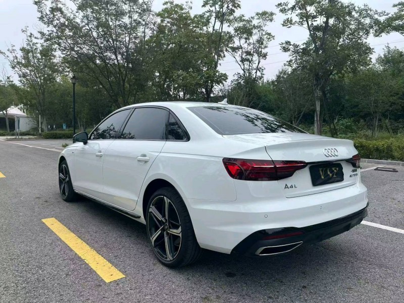 襄阳21年奥迪A4L8
