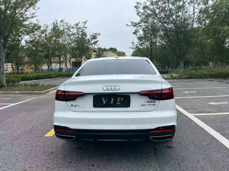襄阳21年奥迪A4L9