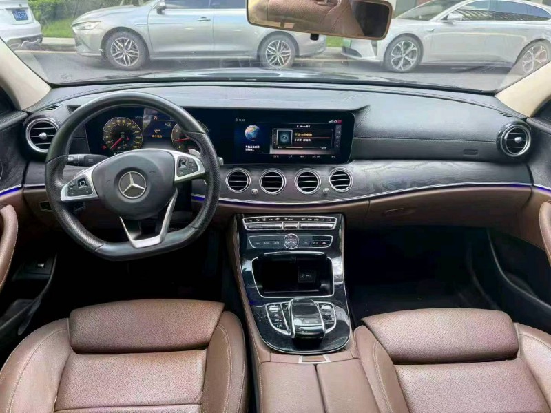广州17年奔驰E6