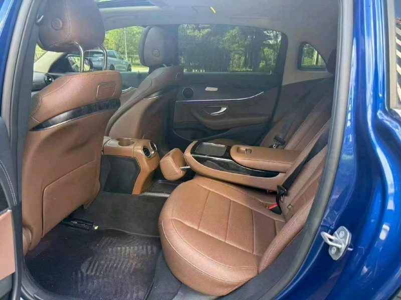 广州17年奔驰E7
