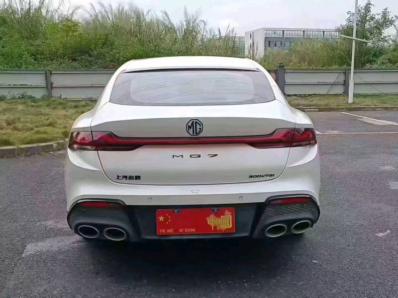 广州25年名爵76