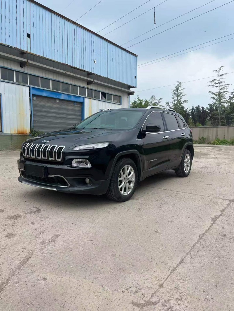徐州18年Jeep自由光3