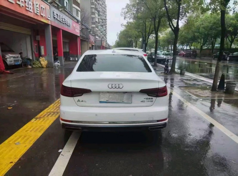 武汉19年奥迪A4L6