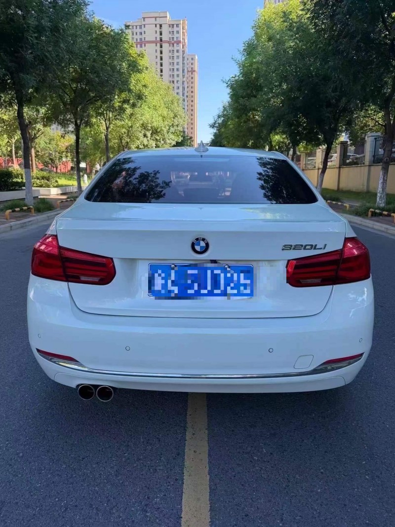 淮南16年宝马3系9