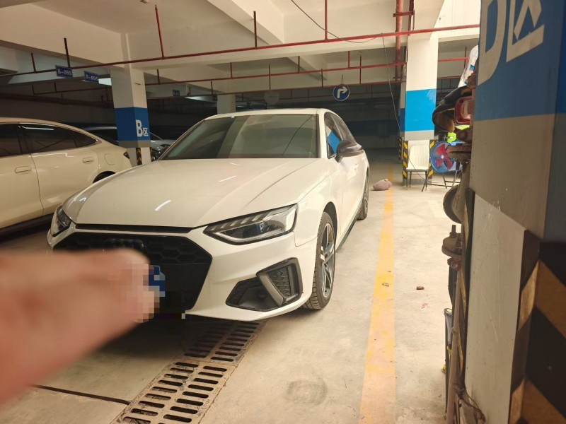娄底23年奥迪A4L2