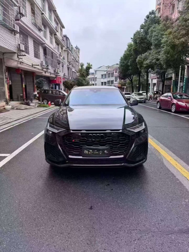 张家界22年奥迪Q81