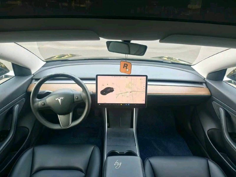 漳州20年特斯拉MODEL 35