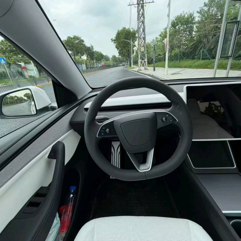 广州25年特斯拉MODEL Y7