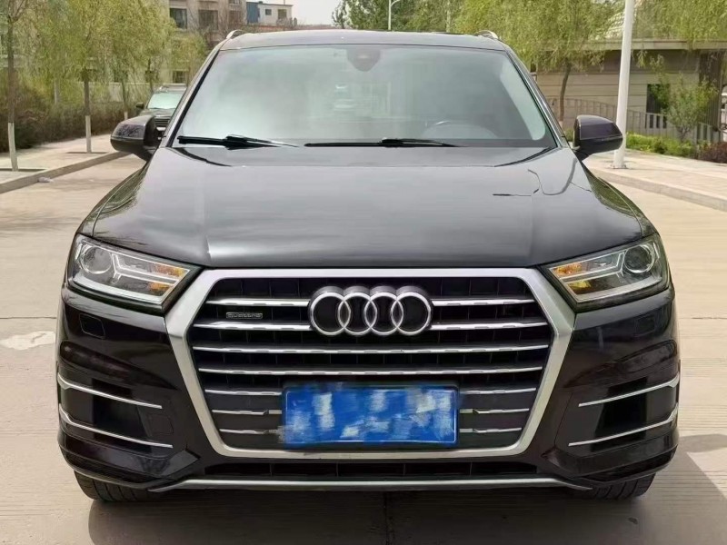 东营17年奥迪Q71