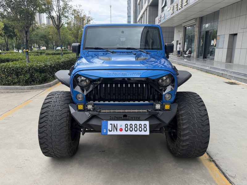 济宁16年Jeep牧马人1