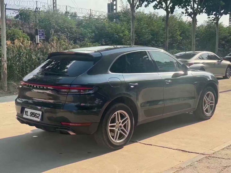 郑州19年保时捷Macan9