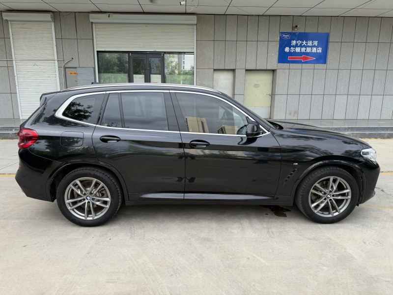 济宁20年宝马X34