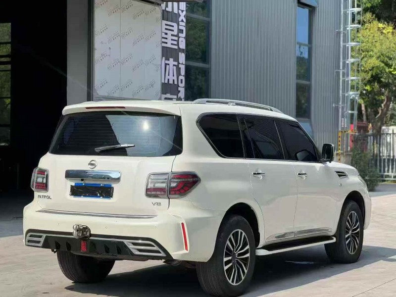 渭南19年日产途乐7
