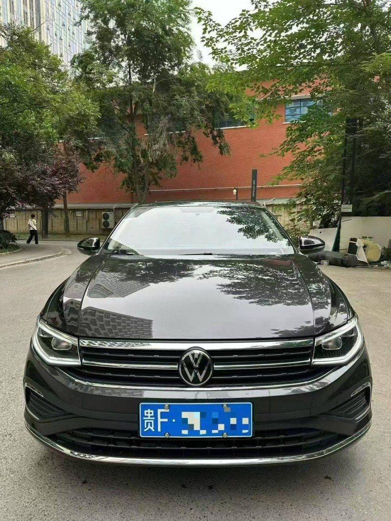 成都25年大众宝来1