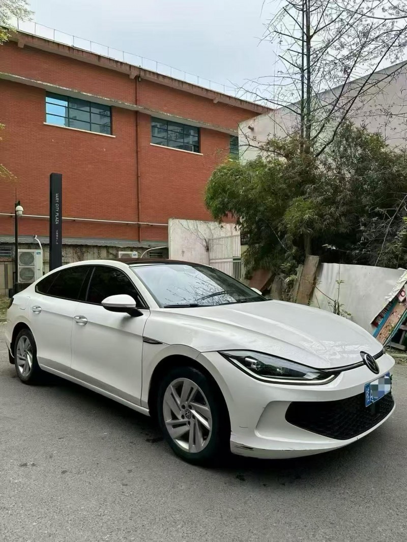 成都23年大众凌渡2