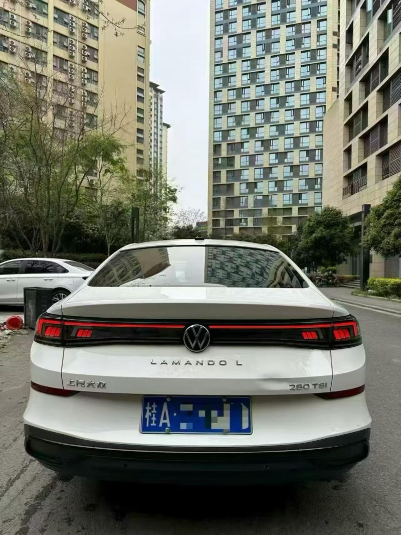成都23年大众凌渡8