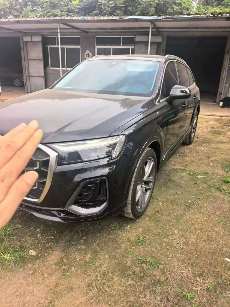 潍坊25年奥迪Q74
