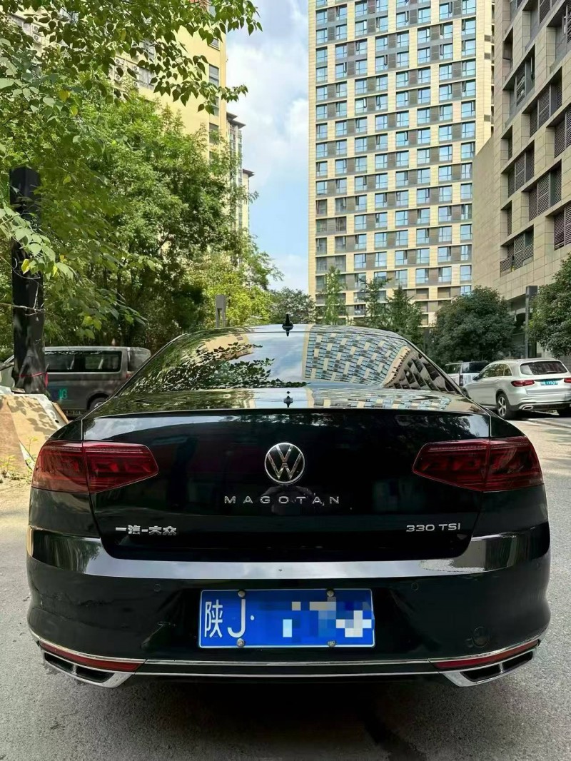 成都23年大众迈腾8