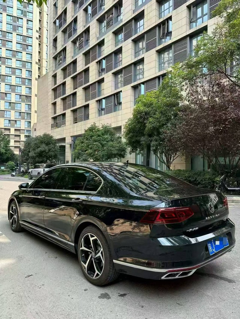 成都23年大众迈腾9