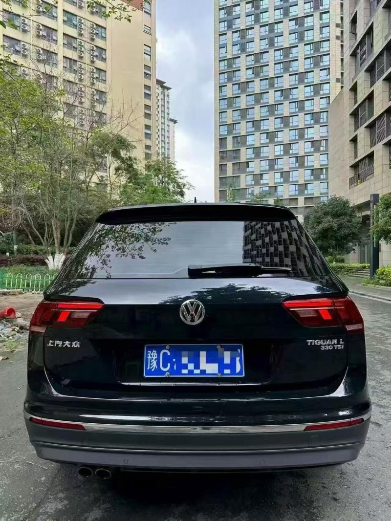 成都19年大众途观8