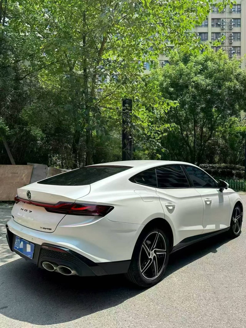 成都25年名爵79