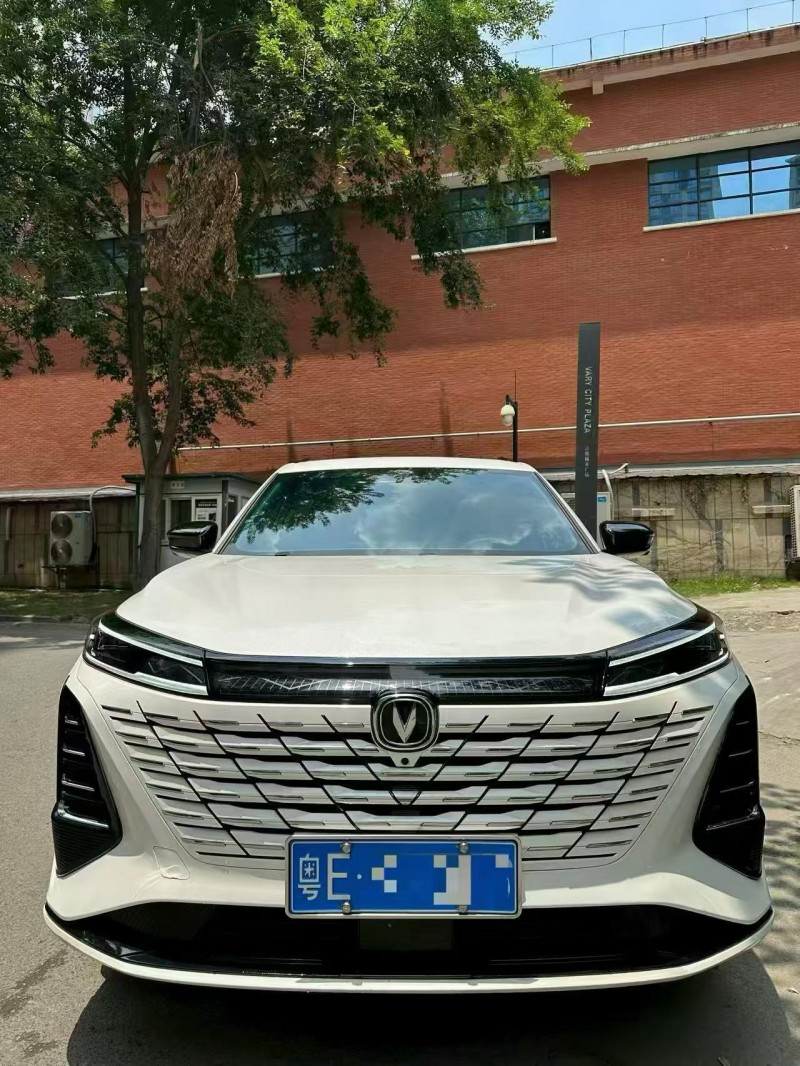 成都24年长安汽车CS751