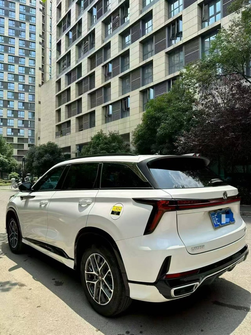 成都24年长安汽车CS759
