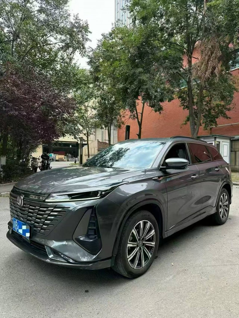 成都24年长安汽车CS753