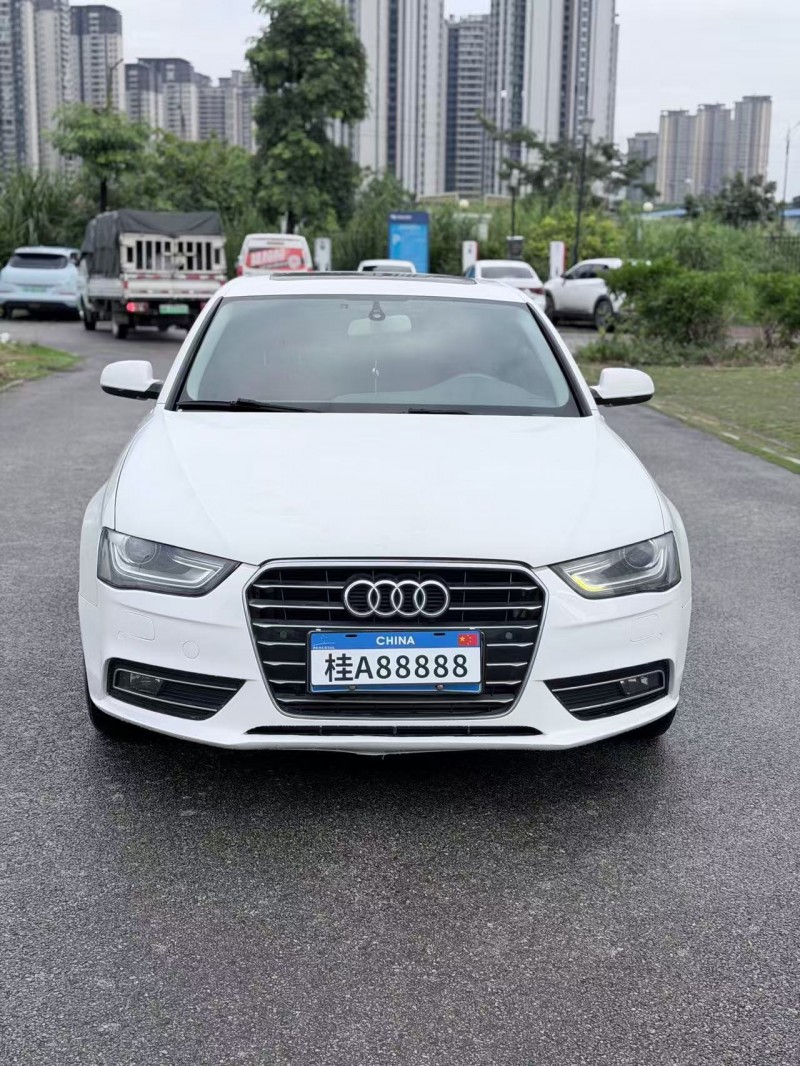 南宁12年奥迪A4L1