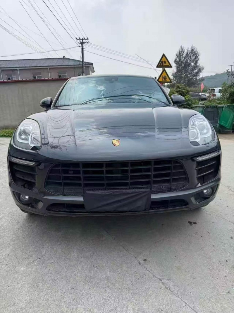 秦皇岛17年保时捷Macan1