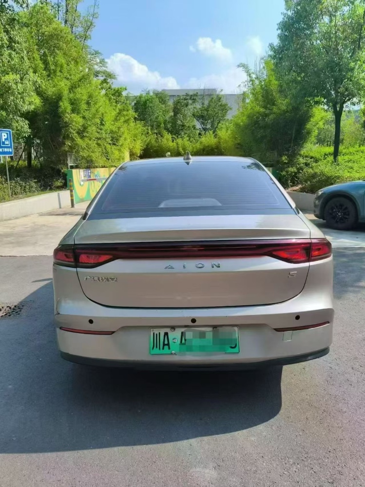 昭通23年奥驰汽车A31
