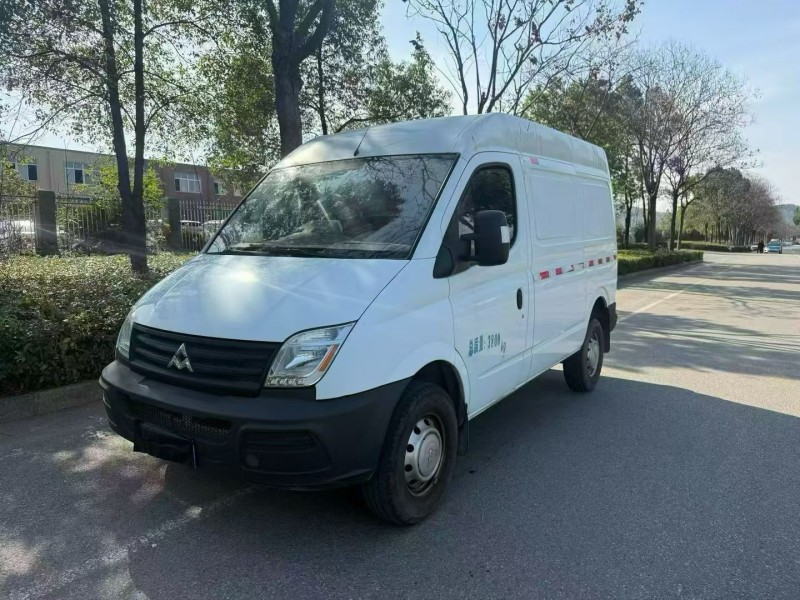 娄底15年大通V802