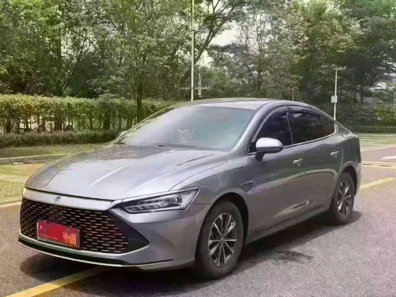 广州23年比亚迪秦2