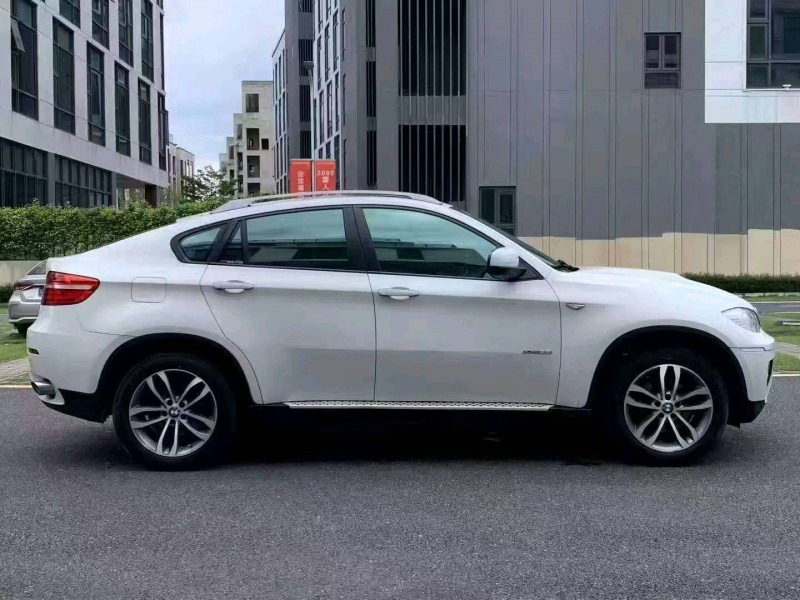 广州15年宝马X68