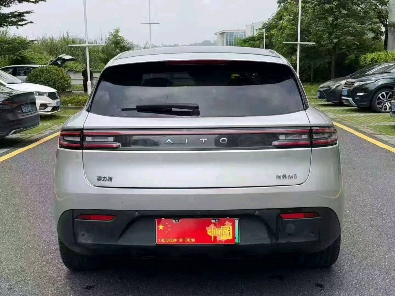 广州22年华为智选问界6