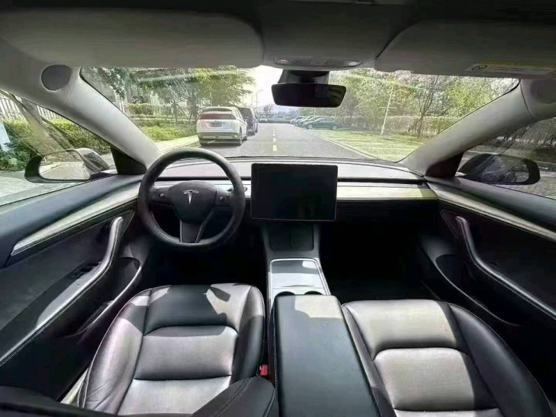 广州23年特斯拉MODEL 38