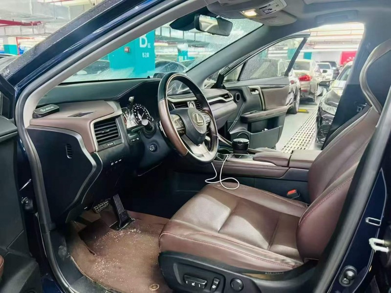 广州23年雷克萨斯RX8