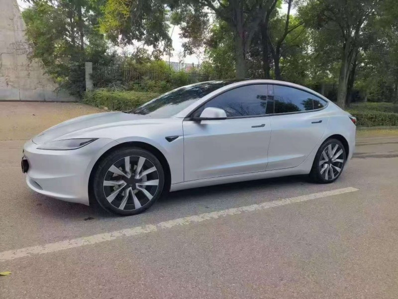 苏州25年特斯拉MODEL 32