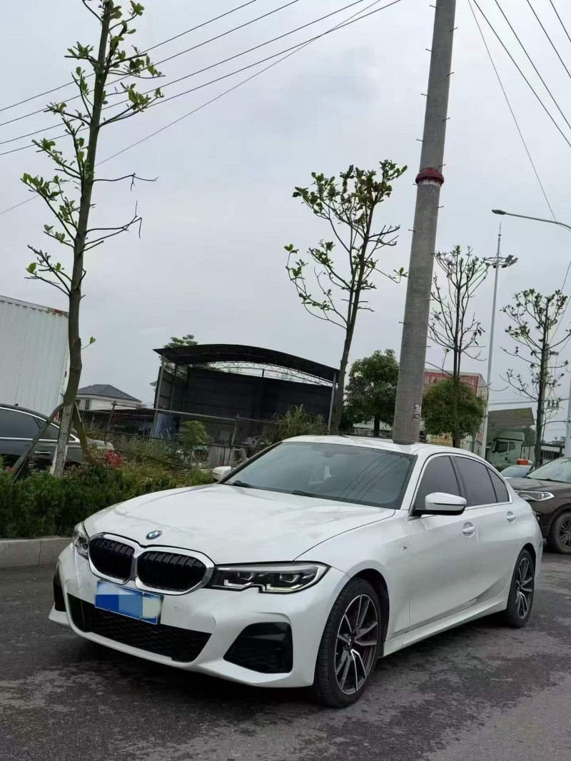常德22年宝马3系3