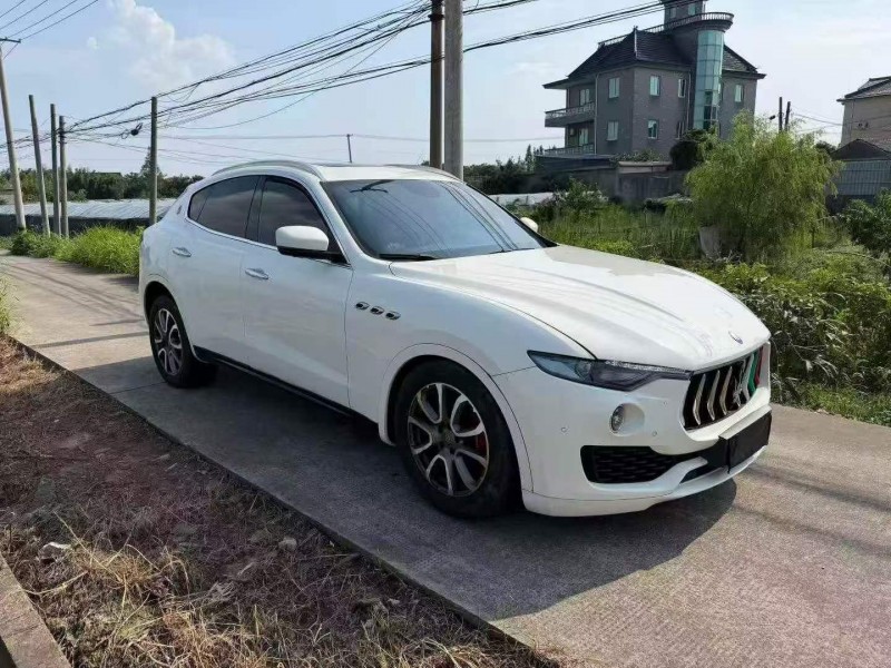 绍兴18年玛莎拉蒂Levante2