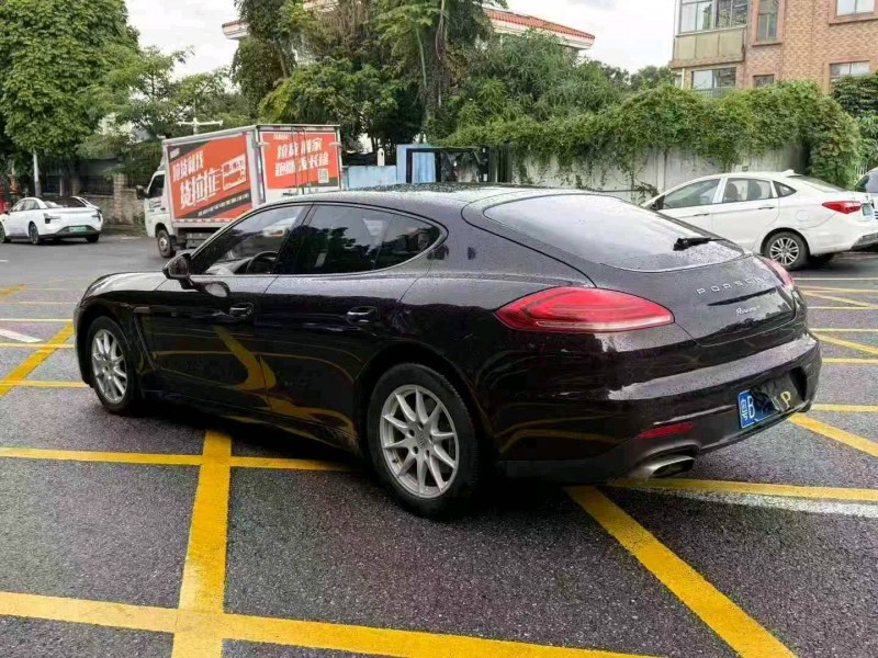 深圳15年保时捷帕拉梅拉7