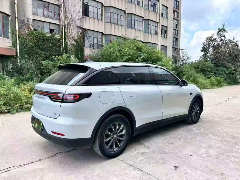 枣庄23年零跑汽车C117