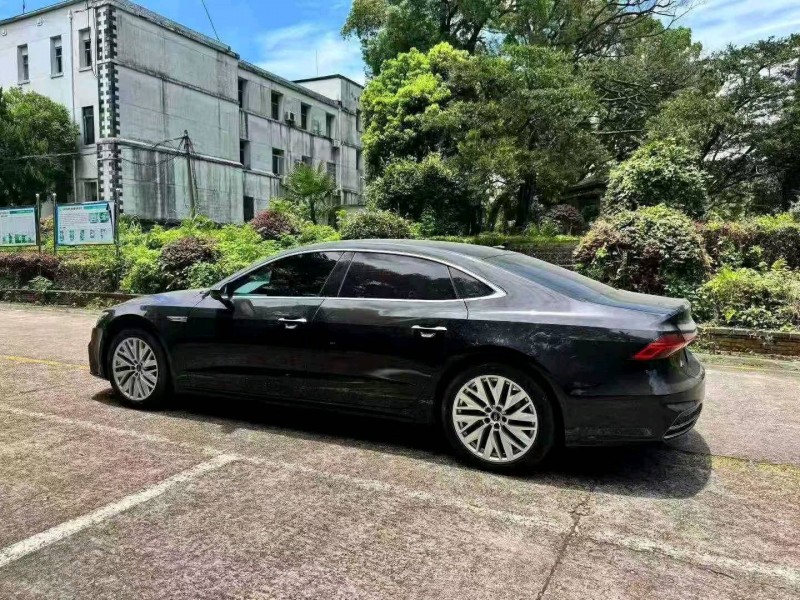 九江23年奥迪A7L8